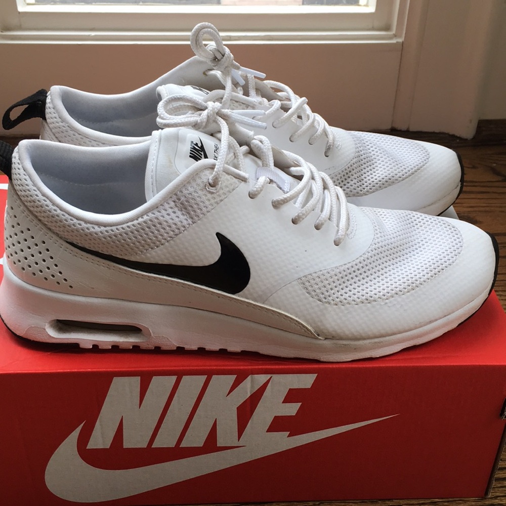 Women’s Nike Airmax Thea